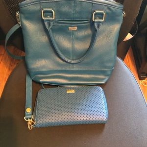 Thirty One purse and matching wallet